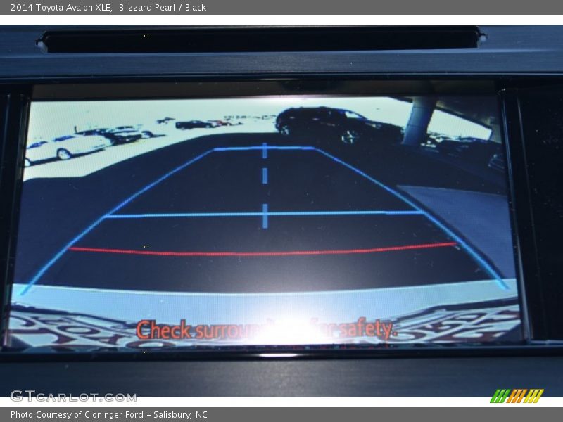 Blizzard Pearl / Black 2014 Toyota Avalon XLE