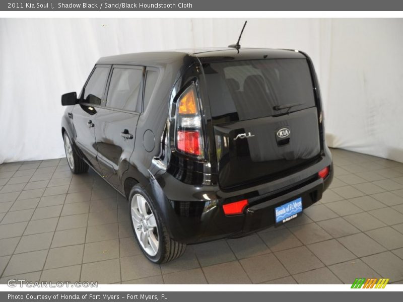 Shadow Black / Sand/Black Houndstooth Cloth 2011 Kia Soul !