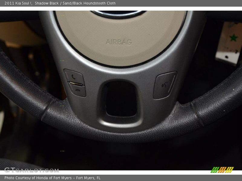 Shadow Black / Sand/Black Houndstooth Cloth 2011 Kia Soul !