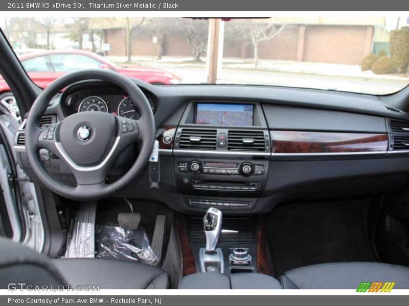 Dashboard of 2011 X5 xDrive 50i