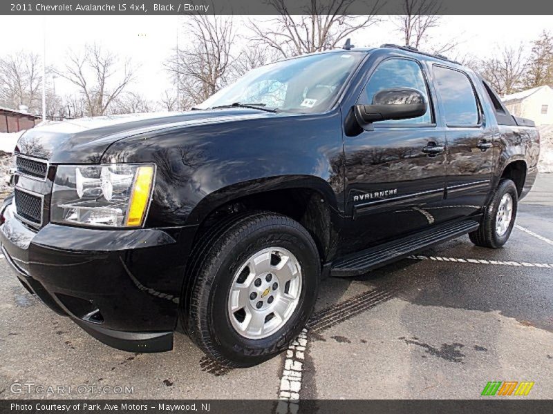 Black / Ebony 2011 Chevrolet Avalanche LS 4x4