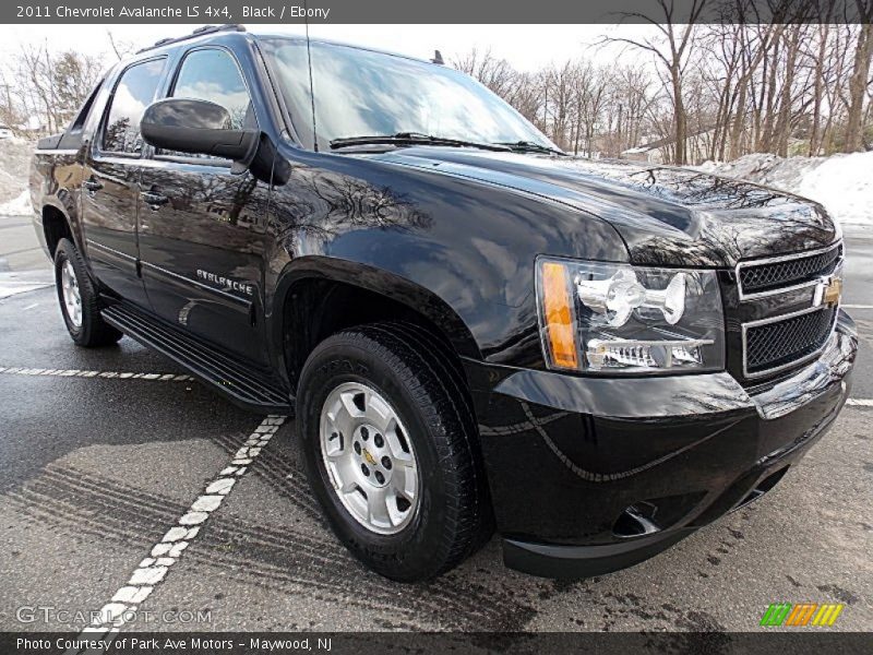 Black / Ebony 2011 Chevrolet Avalanche LS 4x4