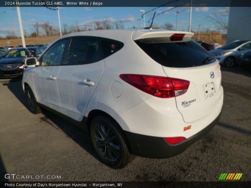 Winter White / Beige 2014 Hyundai Tucson GLS AWD