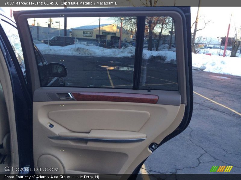 Capri Blue Metallic / Macadamia 2007 Mercedes-Benz GL 450