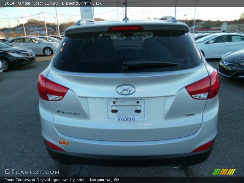 Diamond Silver / Black 2014 Hyundai Tucson SE AWD