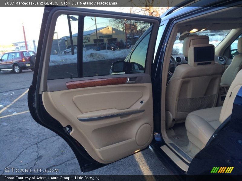 Capri Blue Metallic / Macadamia 2007 Mercedes-Benz GL 450