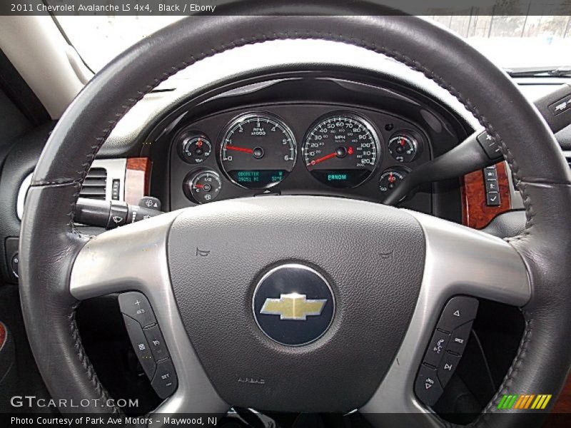 Black / Ebony 2011 Chevrolet Avalanche LS 4x4