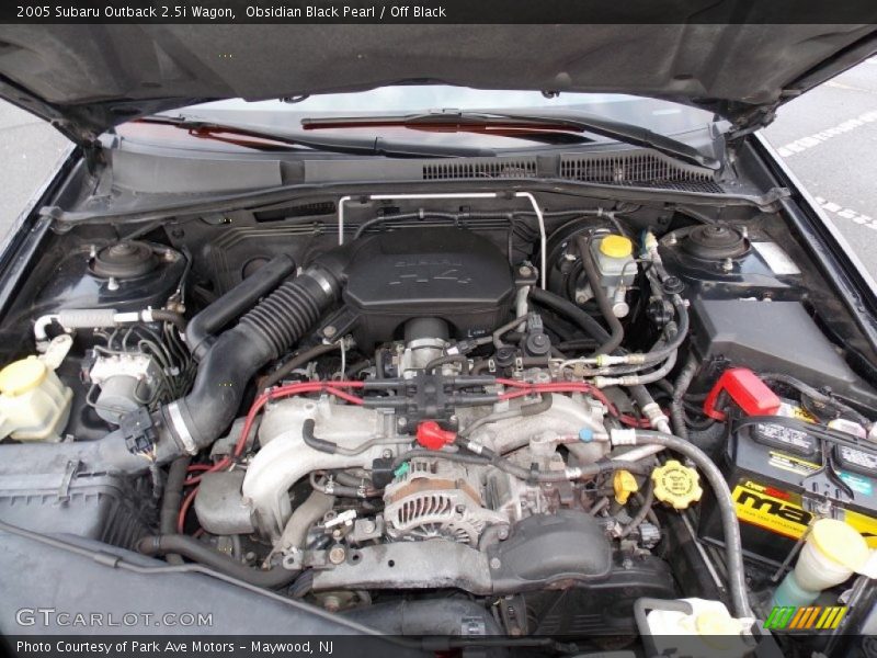 Obsidian Black Pearl / Off Black 2005 Subaru Outback 2.5i Wagon