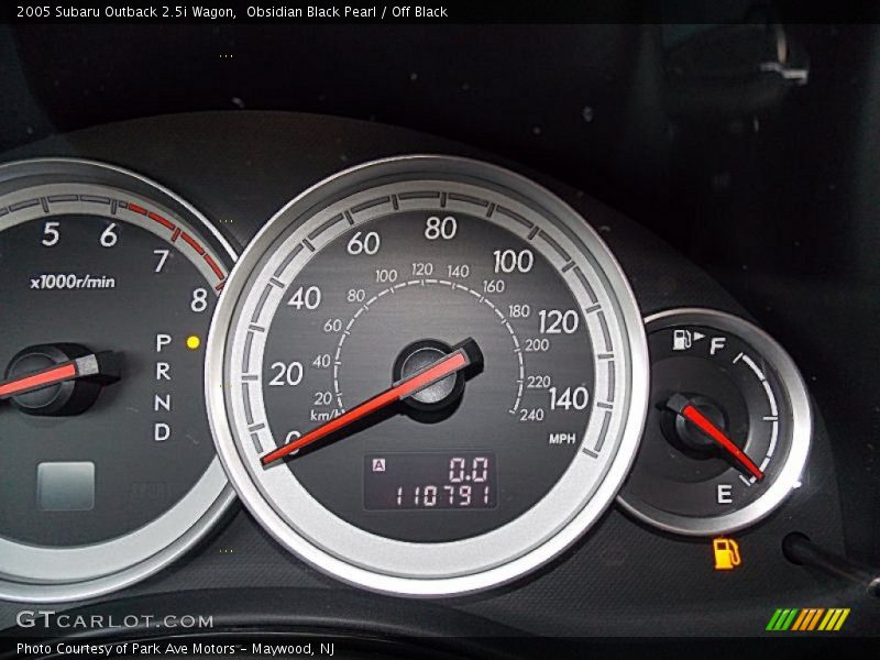 Obsidian Black Pearl / Off Black 2005 Subaru Outback 2.5i Wagon