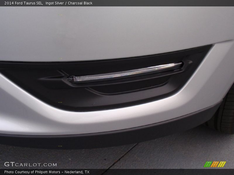 Ingot Silver / Charcoal Black 2014 Ford Taurus SEL