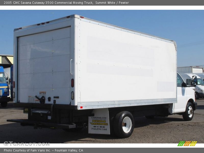 Summit White / Pewter 2005 GMC Savana Cutaway 3500 Commercial Moving Truck