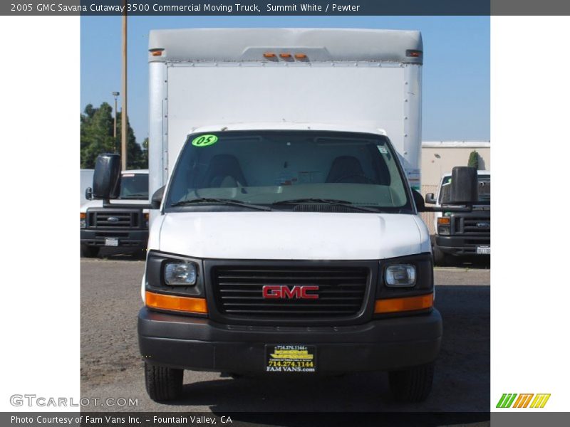 Summit White / Pewter 2005 GMC Savana Cutaway 3500 Commercial Moving Truck