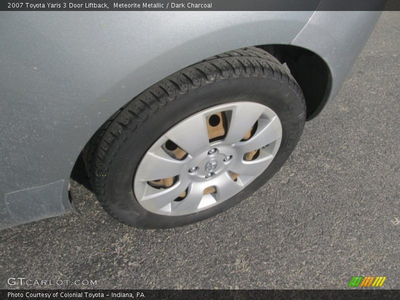 Meteorite Metallic / Dark Charcoal 2007 Toyota Yaris 3 Door Liftback