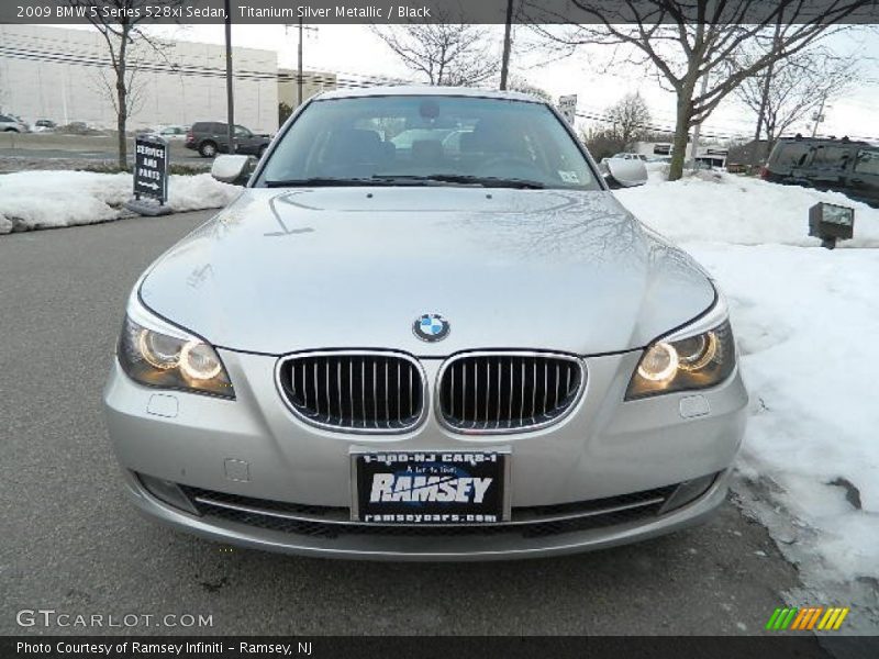 Titanium Silver Metallic / Black 2009 BMW 5 Series 528xi Sedan