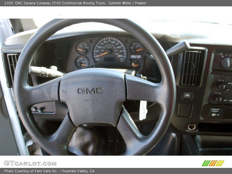 Summit White / Pewter 2005 GMC Savana Cutaway 3500 Commercial Moving Truck