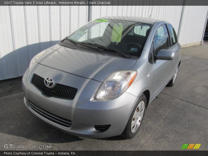 Meteorite Metallic / Dark Charcoal 2007 Toyota Yaris 3 Door Liftback