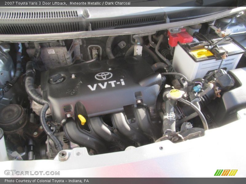 Meteorite Metallic / Dark Charcoal 2007 Toyota Yaris 3 Door Liftback