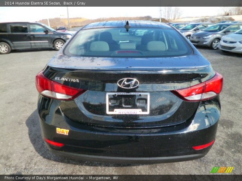 Black / Gray 2014 Hyundai Elantra SE Sedan