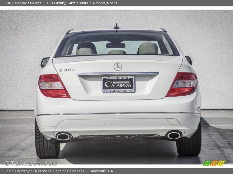 Arctic White / Almond/Mocha 2009 Mercedes-Benz C 300 Luxury