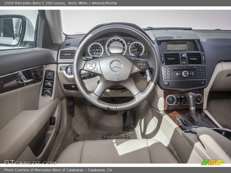 Arctic White / Almond/Mocha 2009 Mercedes-Benz C 300 Luxury