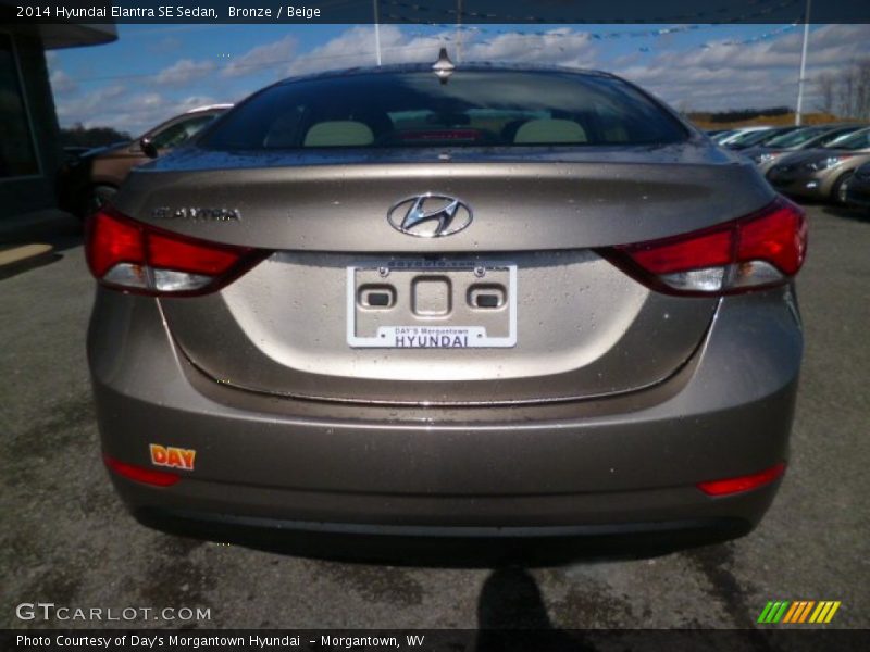 Bronze / Beige 2014 Hyundai Elantra SE Sedan