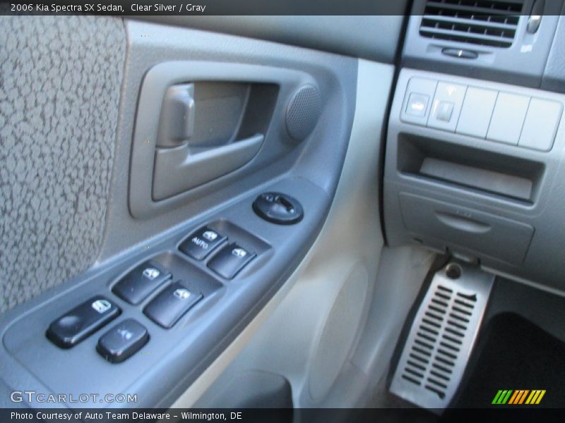 Clear Silver / Gray 2006 Kia Spectra SX Sedan