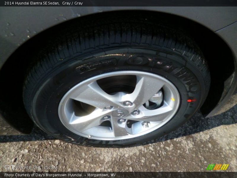 Gray / Gray 2014 Hyundai Elantra SE Sedan