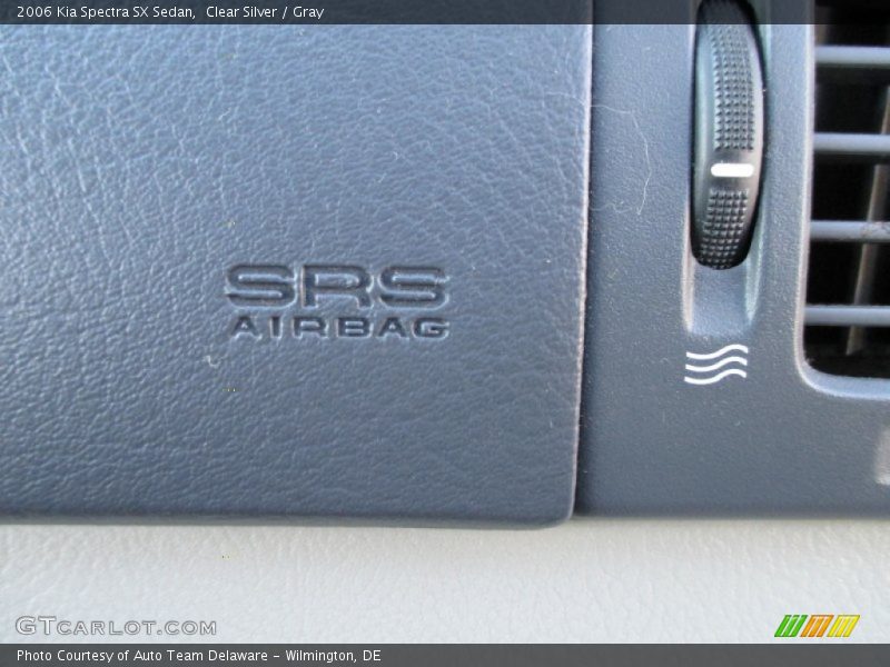 Clear Silver / Gray 2006 Kia Spectra SX Sedan