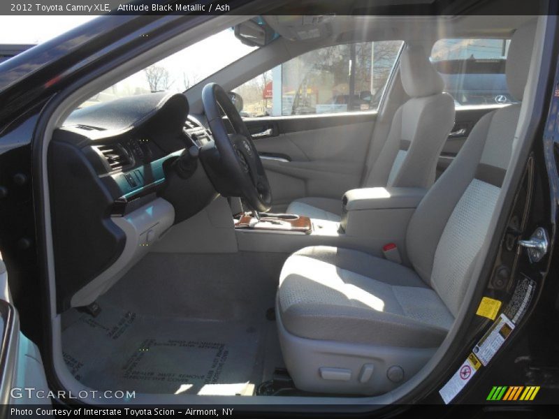 Attitude Black Metallic / Ash 2012 Toyota Camry XLE