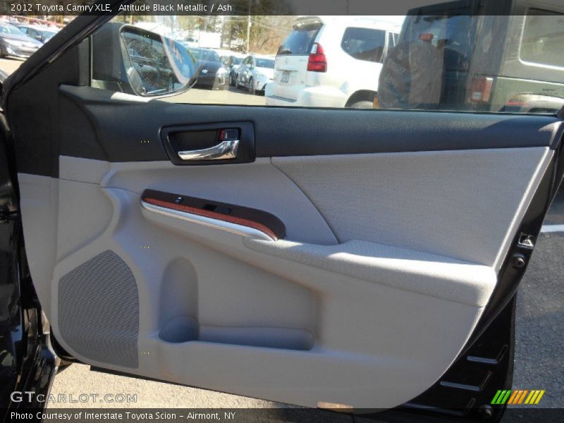 Attitude Black Metallic / Ash 2012 Toyota Camry XLE