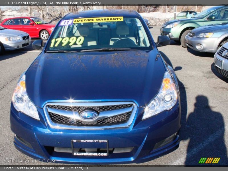 Azurite Blue Pearl / Warm Ivory 2011 Subaru Legacy 2.5i