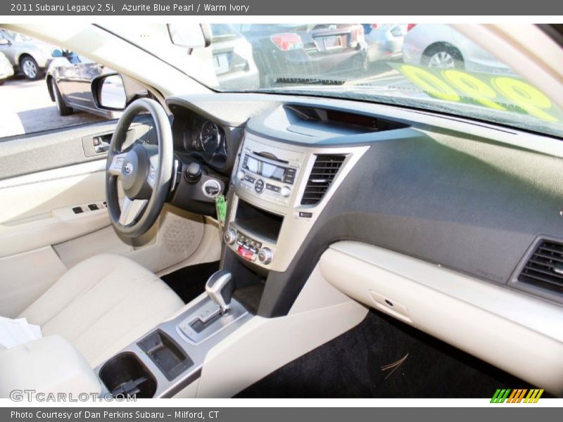 Azurite Blue Pearl / Warm Ivory 2011 Subaru Legacy 2.5i