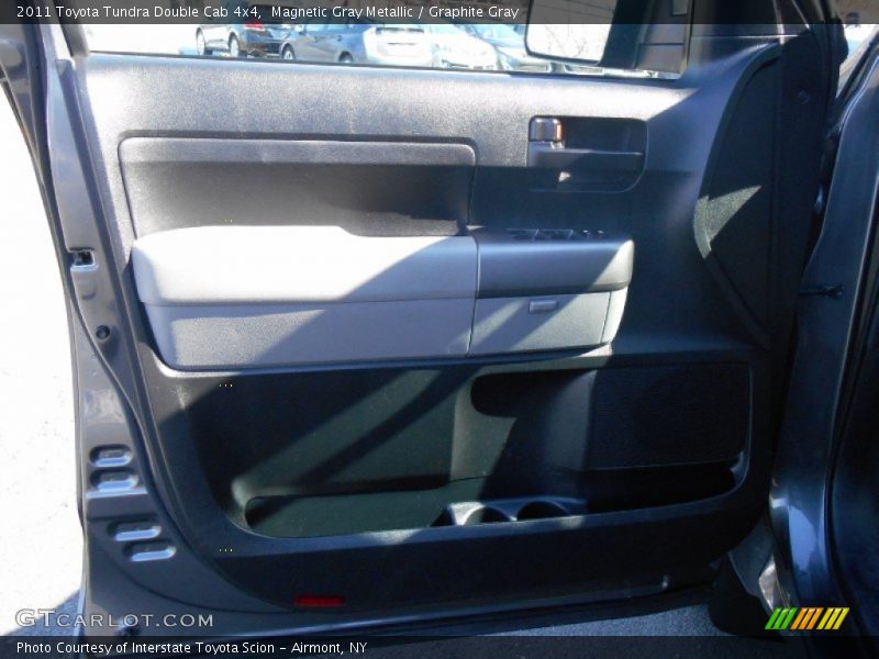 Magnetic Gray Metallic / Graphite Gray 2011 Toyota Tundra Double Cab 4x4