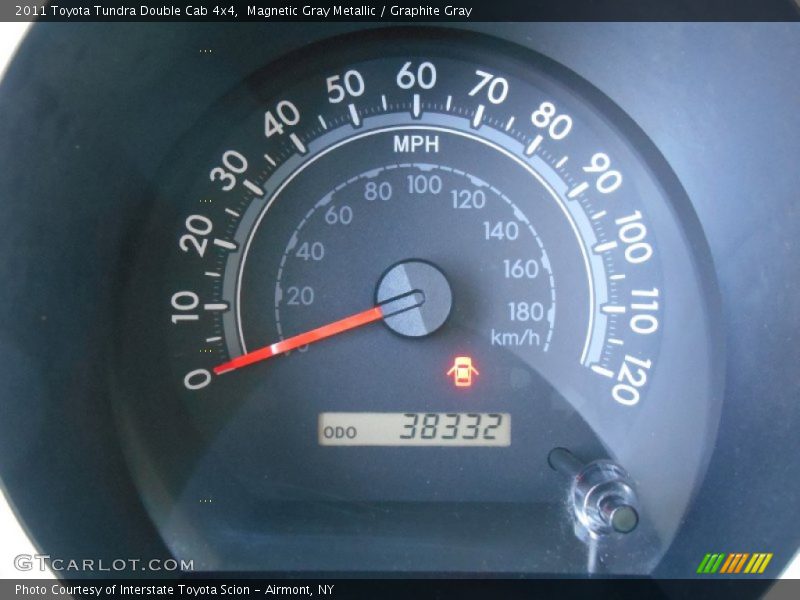 Magnetic Gray Metallic / Graphite Gray 2011 Toyota Tundra Double Cab 4x4