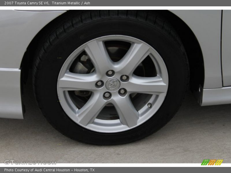 Titanium Metallic / Ash 2007 Toyota Camry SE V6