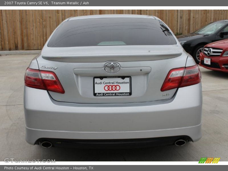 Titanium Metallic / Ash 2007 Toyota Camry SE V6