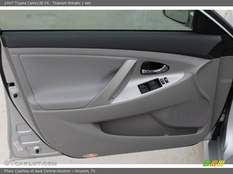 Titanium Metallic / Ash 2007 Toyota Camry SE V6