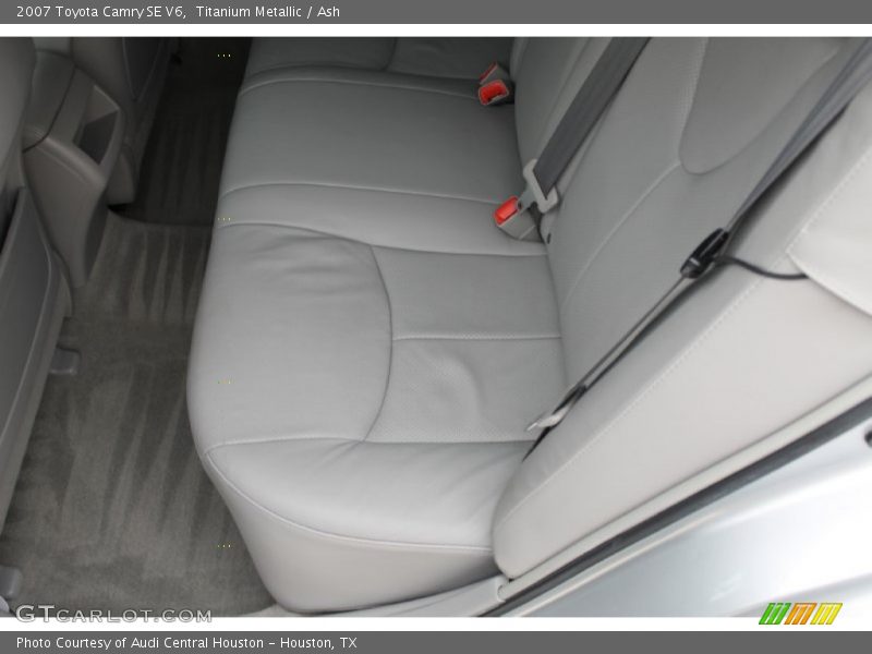 Titanium Metallic / Ash 2007 Toyota Camry SE V6