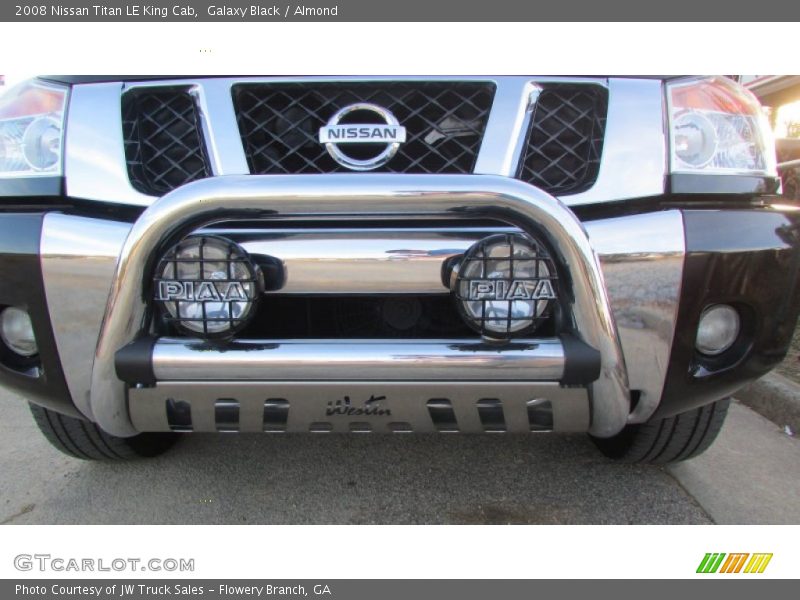 Galaxy Black / Almond 2008 Nissan Titan LE King Cab
