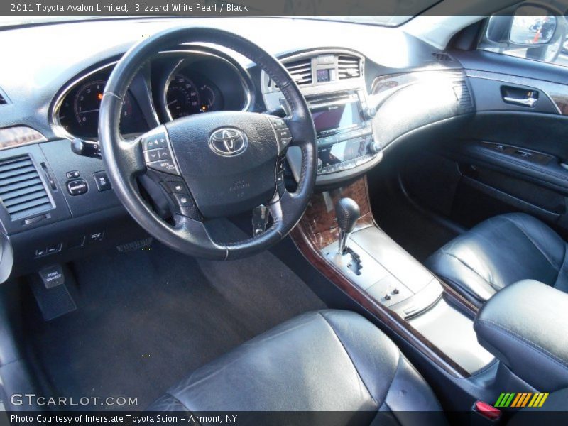 Blizzard White Pearl / Black 2011 Toyota Avalon Limited