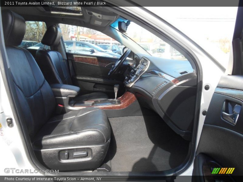 Blizzard White Pearl / Black 2011 Toyota Avalon Limited