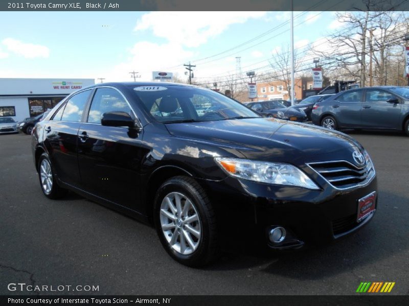 Black / Ash 2011 Toyota Camry XLE