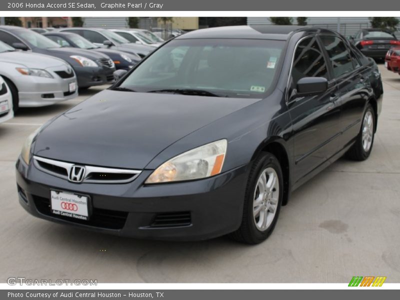 Graphite Pearl / Gray 2006 Honda Accord SE Sedan