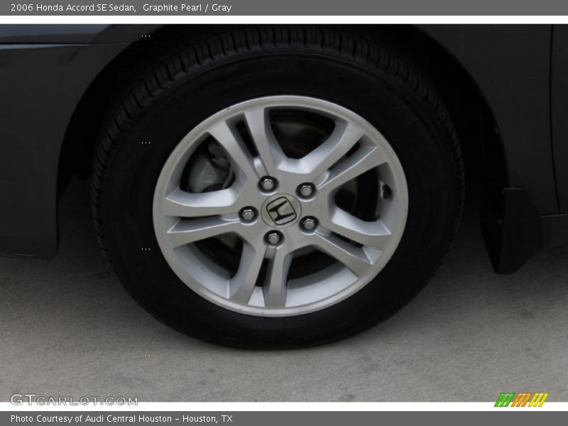 Graphite Pearl / Gray 2006 Honda Accord SE Sedan
