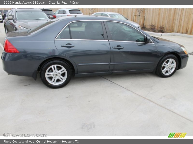 Graphite Pearl / Gray 2006 Honda Accord SE Sedan