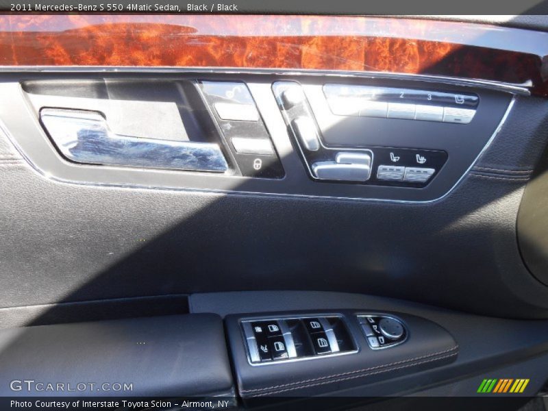 Black / Black 2011 Mercedes-Benz S 550 4Matic Sedan
