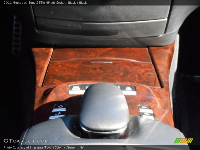 Black / Black 2011 Mercedes-Benz S 550 4Matic Sedan