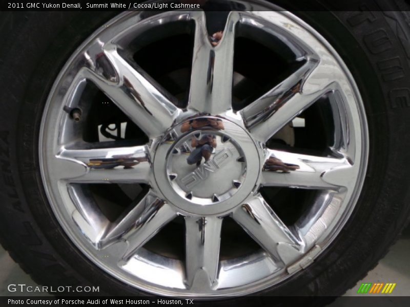 Summit White / Cocoa/Light Cashmere 2011 GMC Yukon Denali
