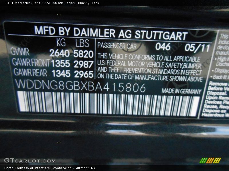 Black / Black 2011 Mercedes-Benz S 550 4Matic Sedan
