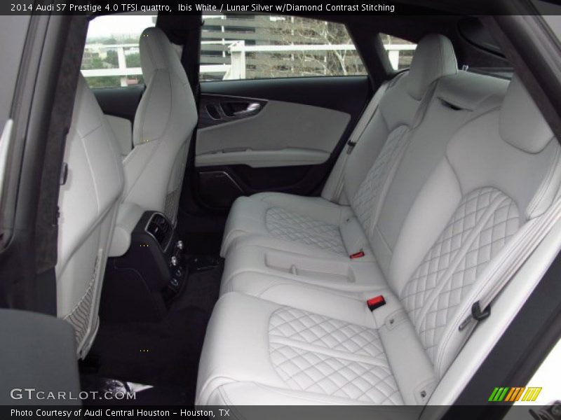 Rear Seat of 2014 S7 Prestige 4.0 TFSI quattro